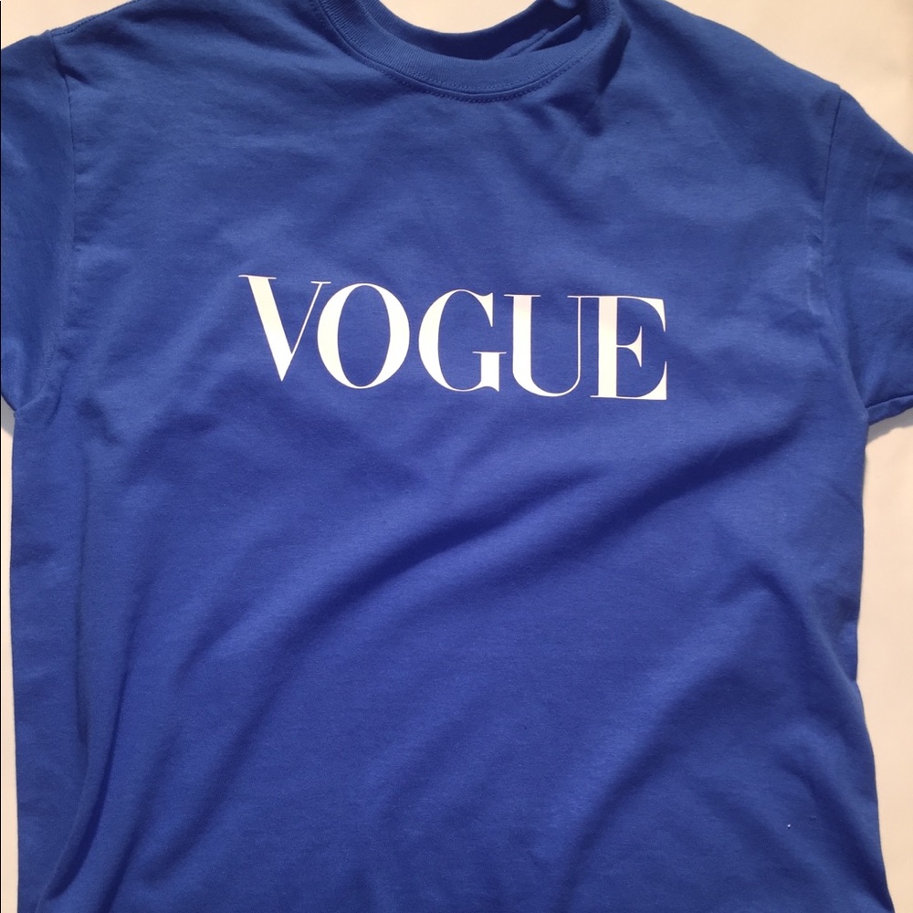 NWT Forever 21 Vogue T-shirt